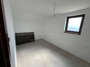 Caransebes, Casa 7 Camere + Teren 600 Mp., Zona Pipirig - imagine 14