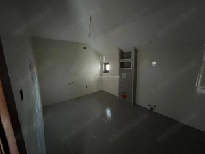 Caransebes, Casa 7 Camere + Teren 600 Mp., Zona Pipirig - imagine 16