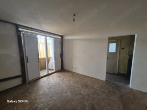  Vânzare apartament 2 camere   Zona Dărmănești - imagine 5
