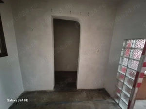  Vânzare apartament 2 camere   Zona Dărmănești - imagine 6