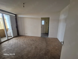  Vânzare apartament 2 camere   Zona Dărmănești - imagine 9