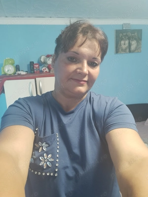 Caut ingririe bătrîni 