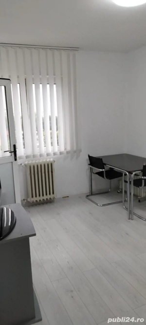 Garsonieră Titan Postăvarului cf 2 18 mp 8 10 Renovat Total