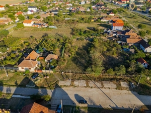 Teren Intravilan De Vanzare Sambateni - imagine 16