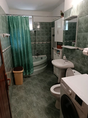 Vând apartament 2 camere decomandat  - imagine 5