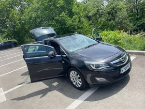 Vând autoturism Opel Astra J - imagine 2