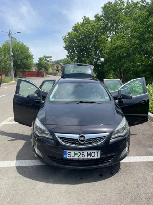 Vând autoturism Opel Astra J - imagine 4