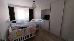 Casa cu terasa si curte 4 camere - Otopeni - imagine 5