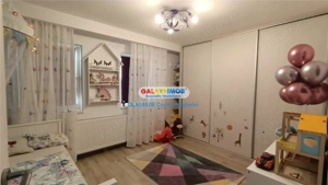 Casa cu terasa si curte 4 camere - Otopeni - imagine 6