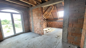 Casa individuala cu 5 camere,3 bai si garaj,Becicherecul Mic