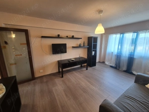 Vand apartament 3 camere Micro 4