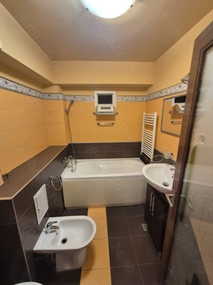 Vand apartament 3 camere Micro 4 - imagine 4