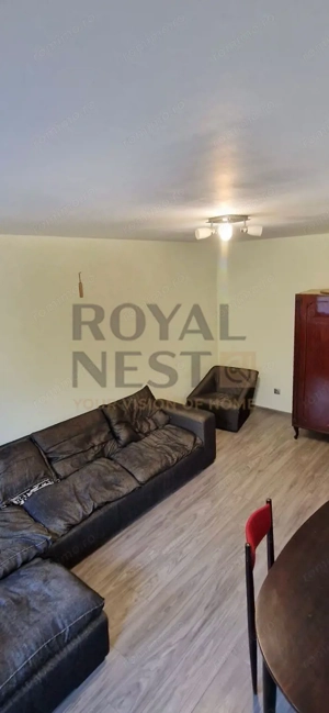 De inchiriat apartament cu 4 camere in Tractorul. - imagine 2