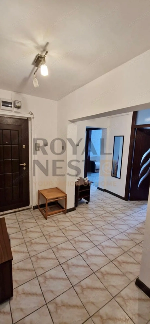 De inchiriat apartament cu 4 camere in Tractorul. - imagine 12