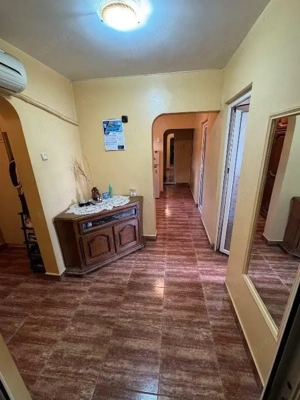 Apartament 3 camere zona Casa de Cultura - imagine 3 Apartament 3 camere zona Casa de Cultura - imagine 3