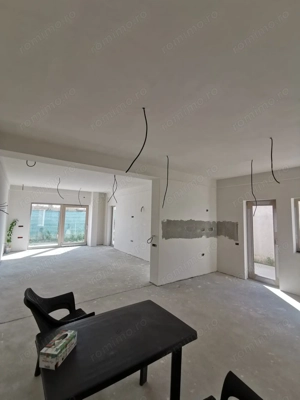 Casa de vanzare Duplex zona Carrfour - imagine 5