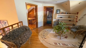 De vânzare 2 Corpuri de Casa si Teren 1388 mp in Geamăna, Bradu - imagine 10