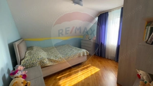 De vânzare 2 Corpuri de Casa si Teren 1388 mp in Geamăna, Bradu - imagine 14