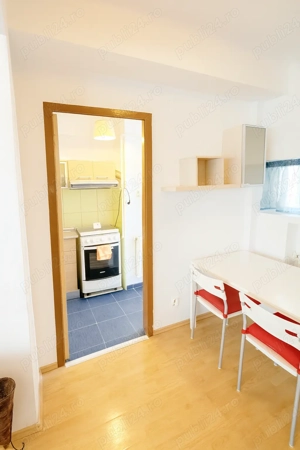 Ultracentral - Piata Romana - Garsoniera regim hotelier, stradal, loc parcare - imagine 5 Ultracentral - Piata Romana - Garsoniera regim hotelier, stradal, loc parcare - imagine 5