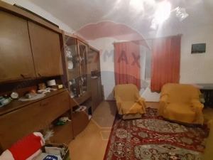 Casă / Vilă cu 2 camere de vânzare - imagine 4