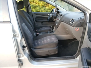 Ford Focus Style 1,6 mpi  - imagine 9
