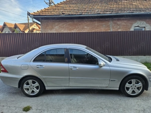 Vând Mercedes CLS 2.2 - imagine 5