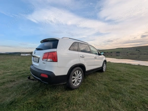 Kia Sorento 2,2 D 4 WD - imagine 2