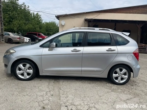 Honda FR-V 1.8 16V i-VTEC Gaz GPL autmata Executive (103 kw) 6 Locuri - imagine 2