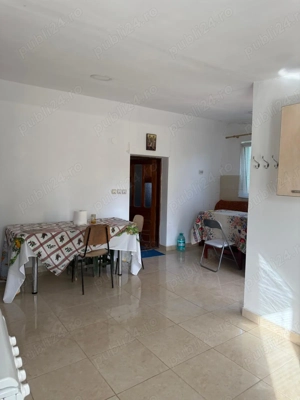 vand casa la tara in apropiere de Craiova si 2,5 hectare de teren agricol - imagine 10 vand casa la tara in apropiere de Craiova si 2,5 hectare de teren agricol - imagine 10