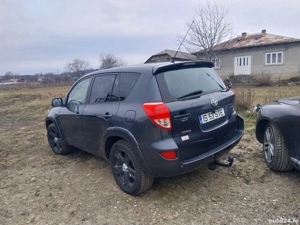 vand toyota rav4 - imagine 3