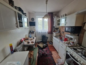 Apartament 3 camere – zona liniștită, aproape de Facultatea de Litere - imagine 7