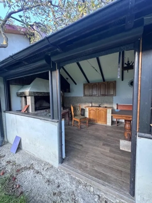 Casa individuala cu garaj si foisor, centru- Horodnic de Sus - imagine 15