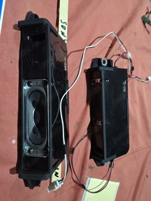 set 2 difuzoare 1-858-963-31 de pe tv KDL-40w605b