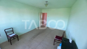 Apartament de vanzare 2 camere cu vedere la munte etaj 4 Vasile Aaron - imagine 3