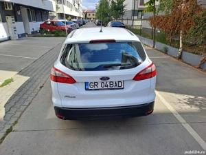 Ford Focus 2012 - imagine 3 Ford Focus 2012 - imagine 3