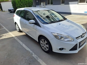 Ford Focus 2012 - imagine 2 Ford Focus 2012 - imagine 2