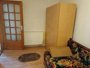 PROPRIETAR inchiriez camera mobilata  la curte 13 Septembrie