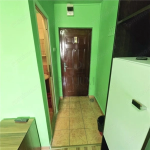 Complex - 1camera - mobilata complet - ETAJ 2 - ZONA EXCELENTA - imagine 5
