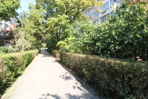 Circumvalatiunii-2 camere, centrala proprie, apartament superb si zona linistita