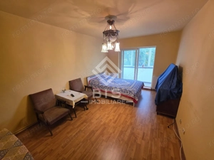 Apartament 3 camere zona Stefan Cel Mare