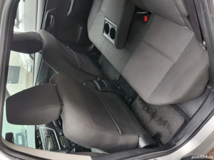 Toyota Auris 1.33 Dual VVT-i 99 cp EU 5 - imagine 4