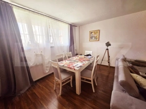 Apartament cu 3 camere,decomandat, 102 mp utili,curte 100 mp, zona Cetate - imagine 2