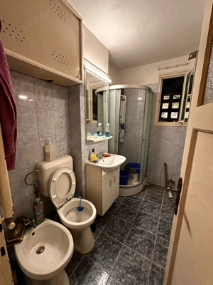 Apartament cu doua camere,semidecomandat in zona de interes - imagine 7