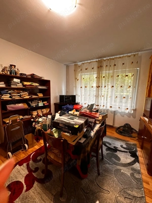 Apartament cu doua camere,semidecomandat in zona de interes - imagine 9