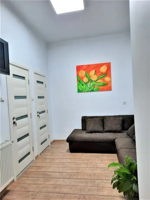 Spacious Apartment for Sale   150 sqm | 1st Floor | 2 Entrances | B-dul Republicii   Timișoara - imagine 3