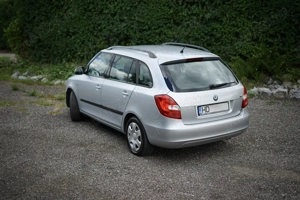 Skoda Fabia 2 5J 1.9 TDI 105cp Ambiente Navi CarPlay - imagine 3