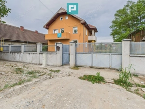 Casă cu 5 camere în Remetea Mare - imagine 18