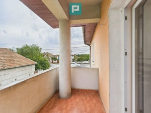 Casă cu 5 camere în Remetea Mare - imagine 14