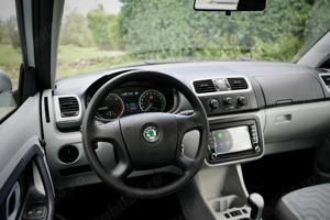 Skoda Fabia 2 5J 1.9 TDI 105cp Ambiente Navi CarPlay - imagine 5