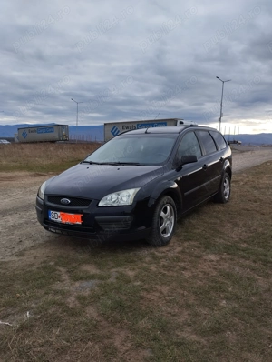 Vând Ford Focus 2, 1.6 benzină euro 4 - imagine 4 Vând Ford Focus 2, 1.6 benzină euro 4 - imagine 4